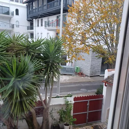 Le Cocon D'aguilera A 200m Du Stade Et 2km De La Appartement Anglet